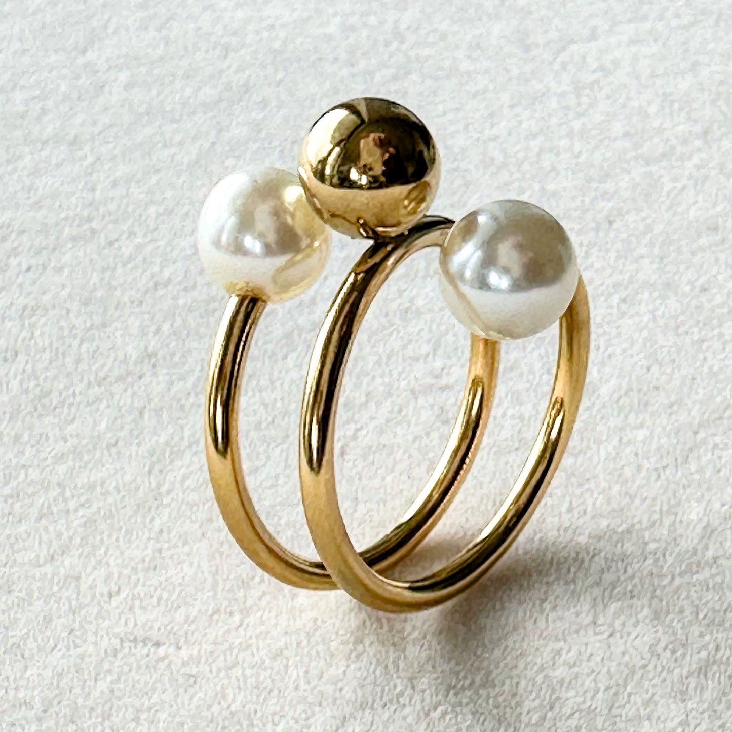 Anillo Geométrico con Perlas – Mujer | Acero Inoxidable | Chapado Oro 18K