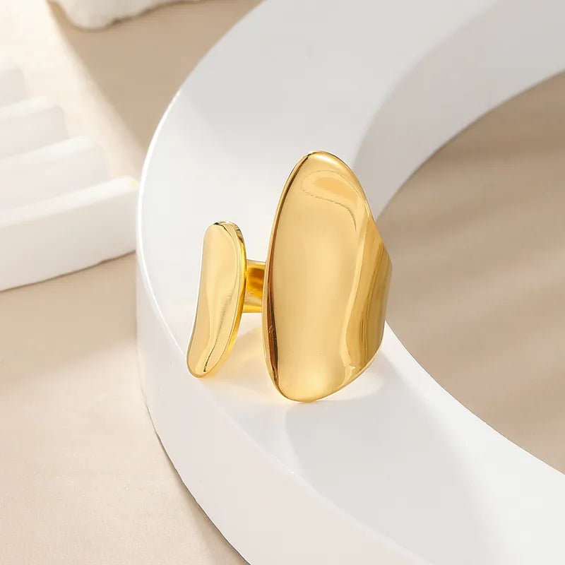 Anillo Geométrico Dorado – Mujer | Acero Inoxidable | Chapado Oro 14K | Ajustable