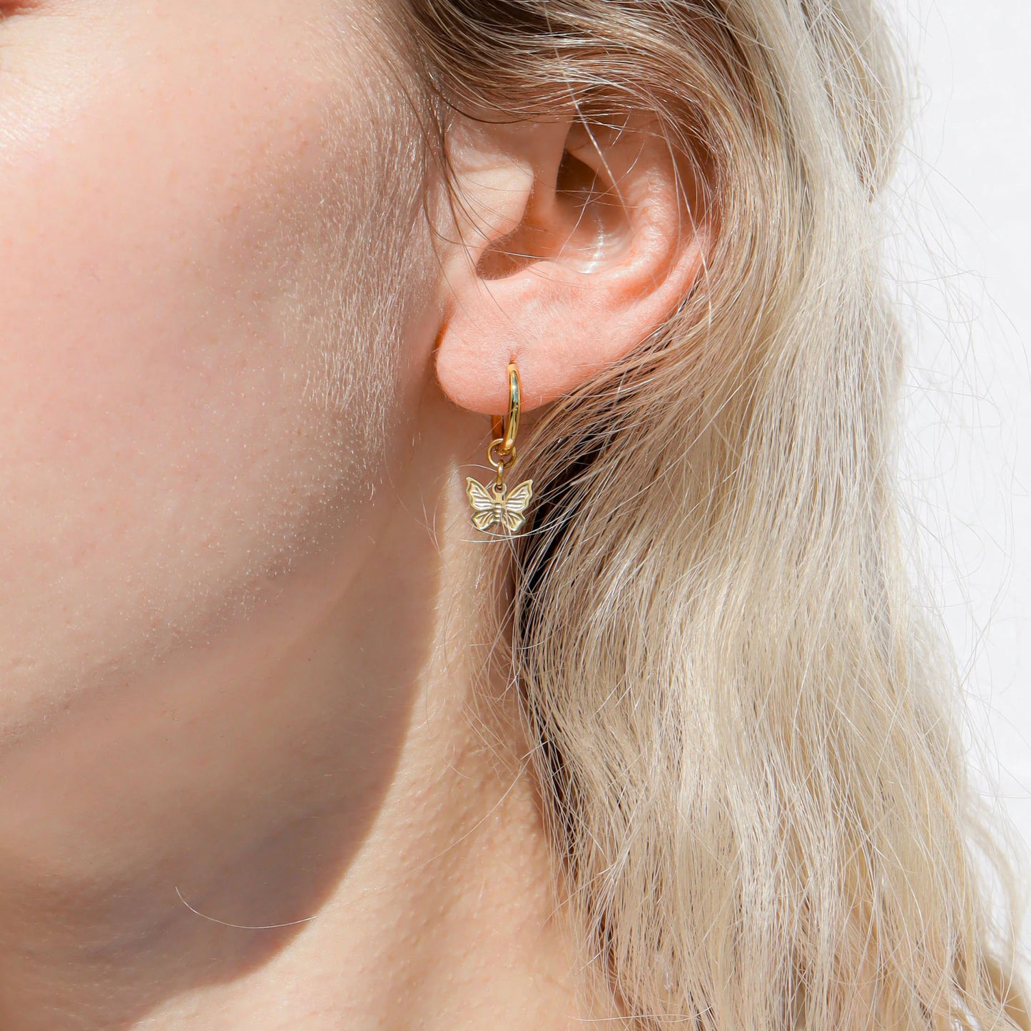 Pendientes de Mariposa Dorados – Mujer | Acero Inoxidable | Chapado Oro 18K