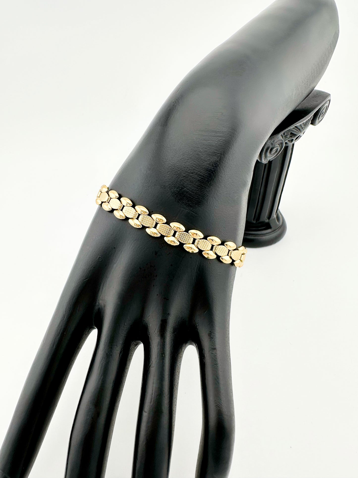 Brazalete Caparazón de Tortuga | Acero Inoxidable | Chapado Oro 14K | Ajustable