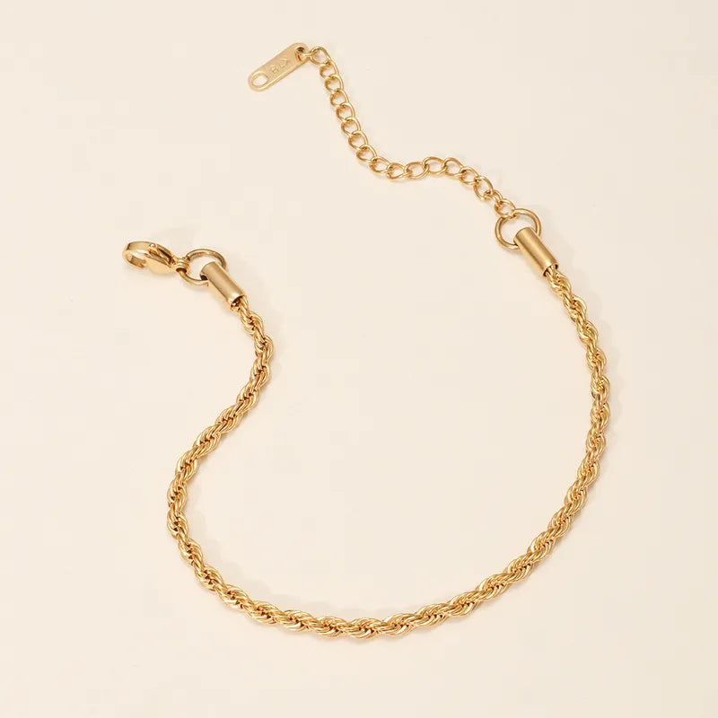 Pulsera Twist | Acero Inoxidable Chapado Oro 18K | Ajustable