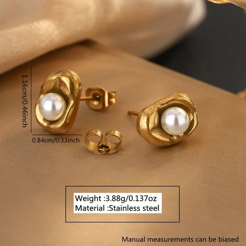 Conjunto Dorado con Perla Blanca | Acero Inoxidable Chapado en Oro 18K