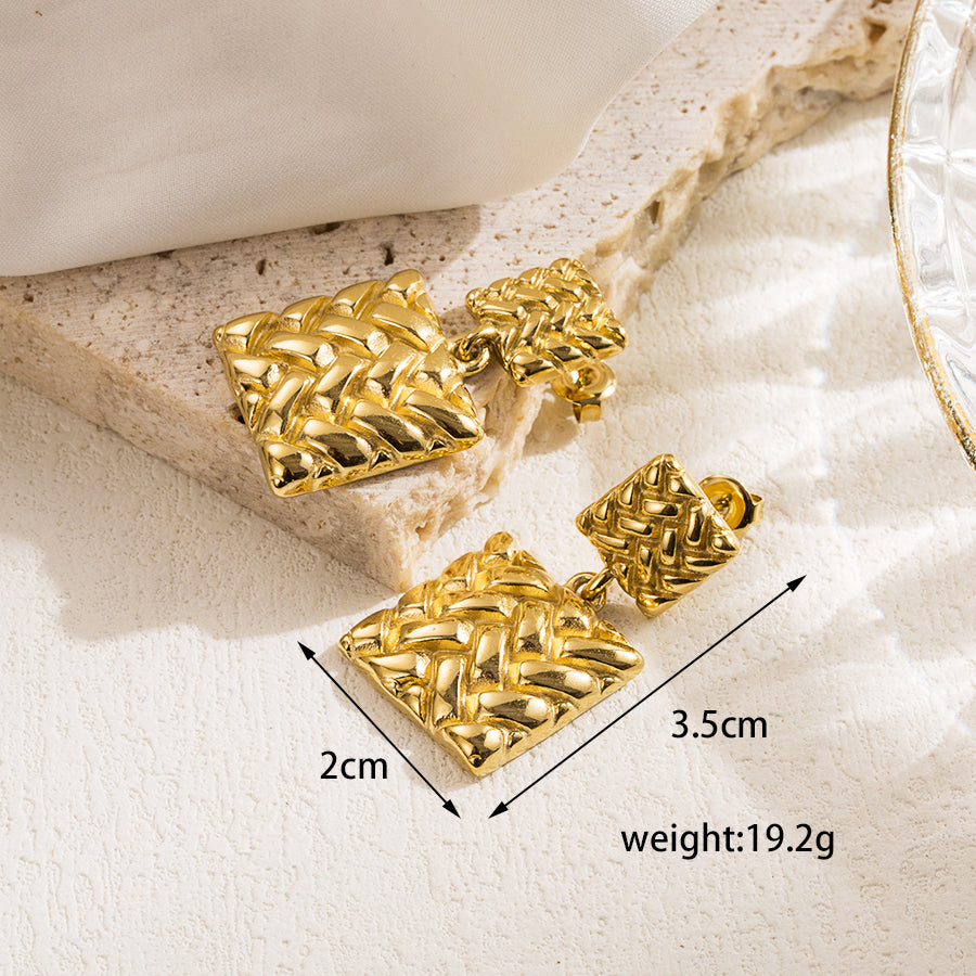 Pendientes Cuadrados Texturizados | Acero Inoxidable Chapado en Oro 14K