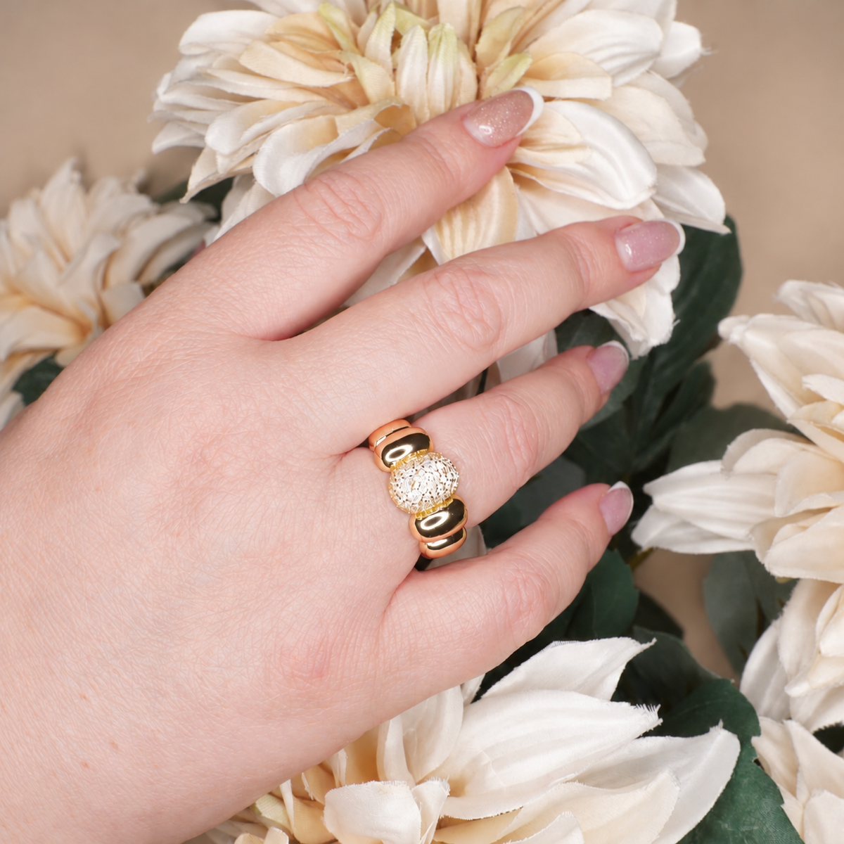 Anillo Domo con Pavé de Zirconias | Plata 925 Chapado en Oro 14K