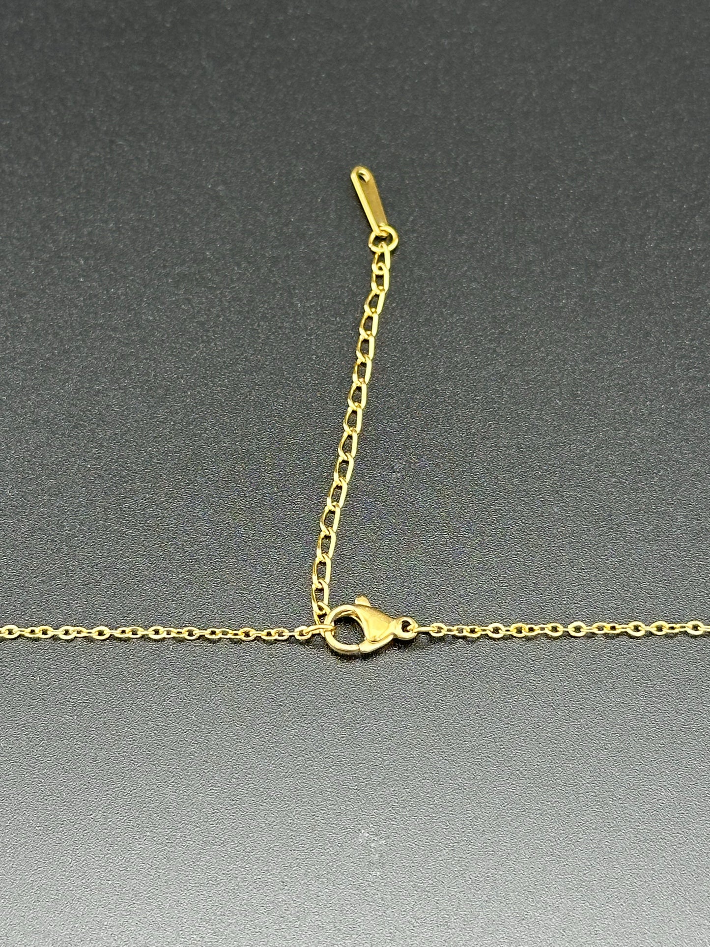 Collar de Mariposas con Perla – Mujer | Acero Inoxidable | Chapado Oro 18K | Ajustable