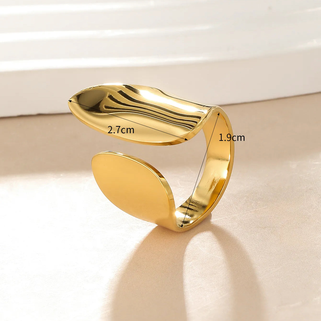 Anillo Irregular | Acero Inoxidable Chapado en oro 14K | Ajustable