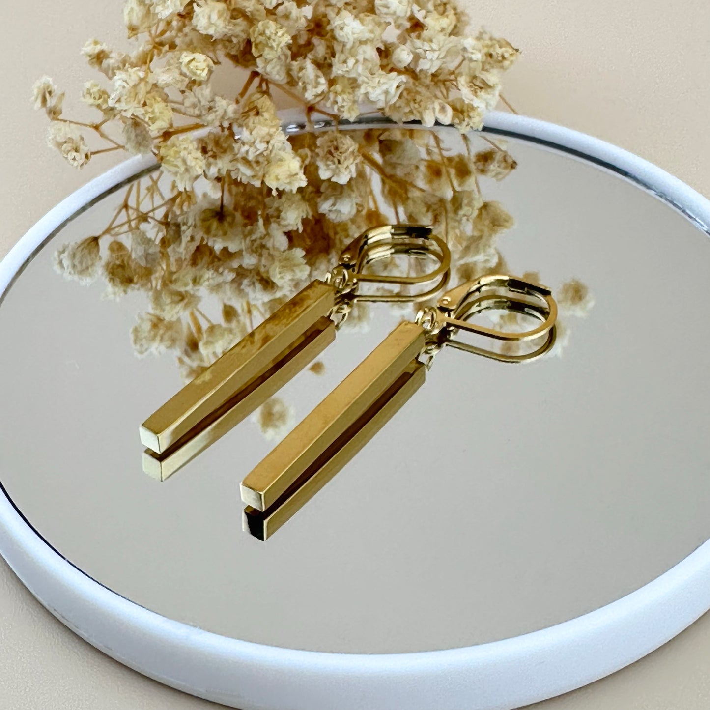 Pendientes Barra Colgante Vertical – Mujer | Acero Inoxidable | Chapado Oro 18K | Ajustable