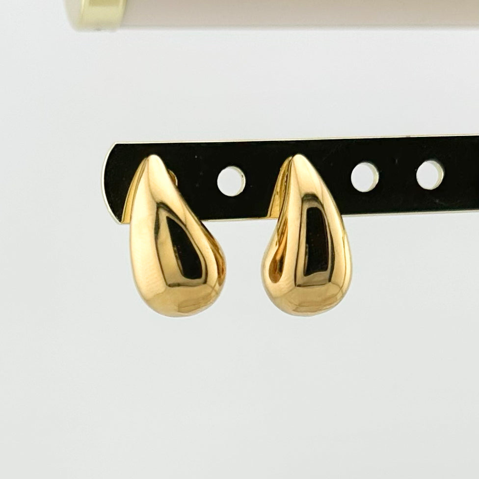 Pendientes Gota de Agua Dorada – Mujer | Acero Inoxidable | Chapado Oro 14K