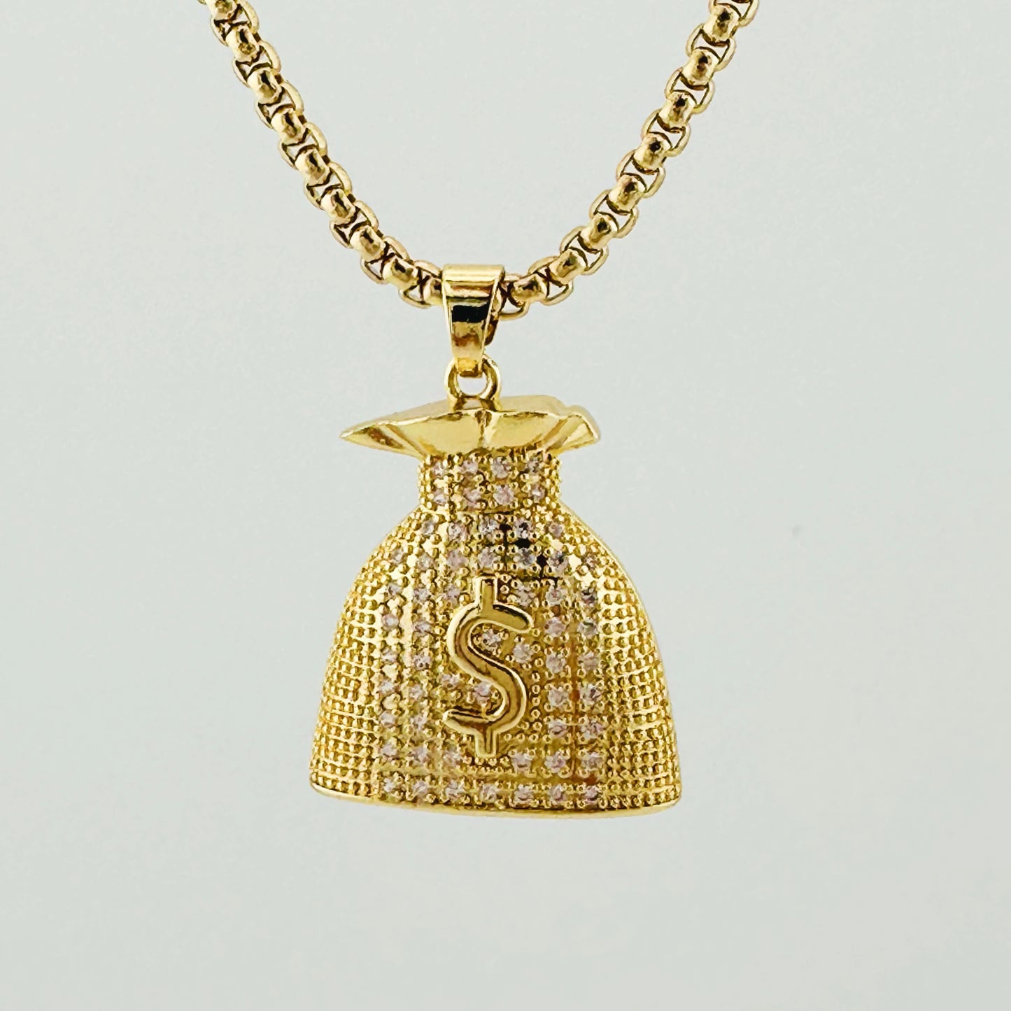 Collar Hip-Hop Unisex con Dije Bolsa de Dinero con Zirconias| Acero Inoxidable | Chapado Oro 14K